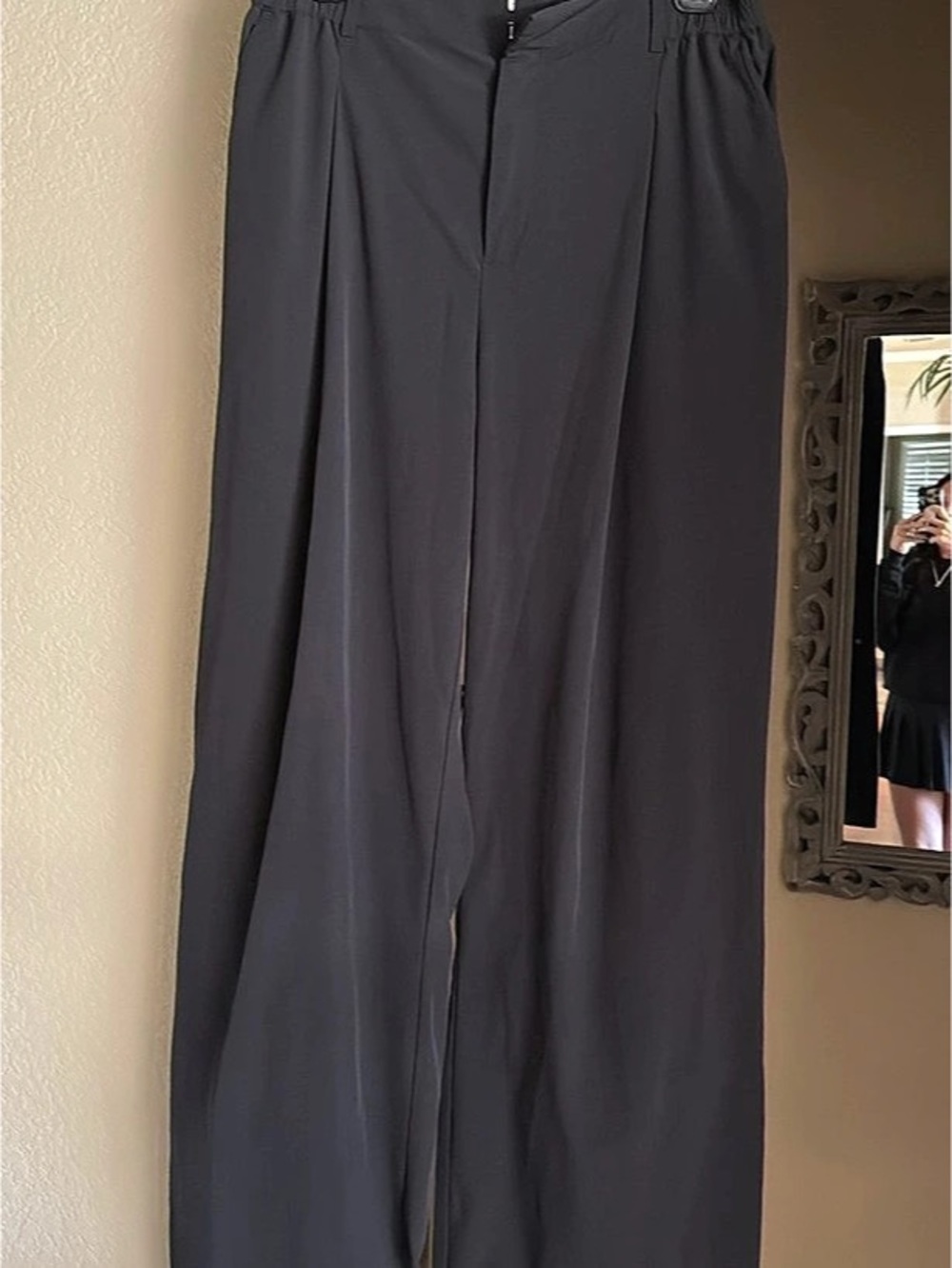 alo High-Waist Pursuit Trouser (long) Wide Leg Black medium Like New